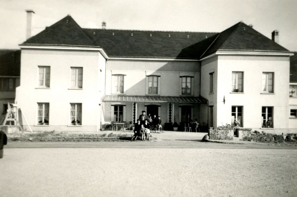 Années 1950, Connerré-Beillé, Hotel de la gare