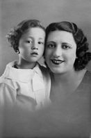 Années 1930, Malvina Kahane et enfant