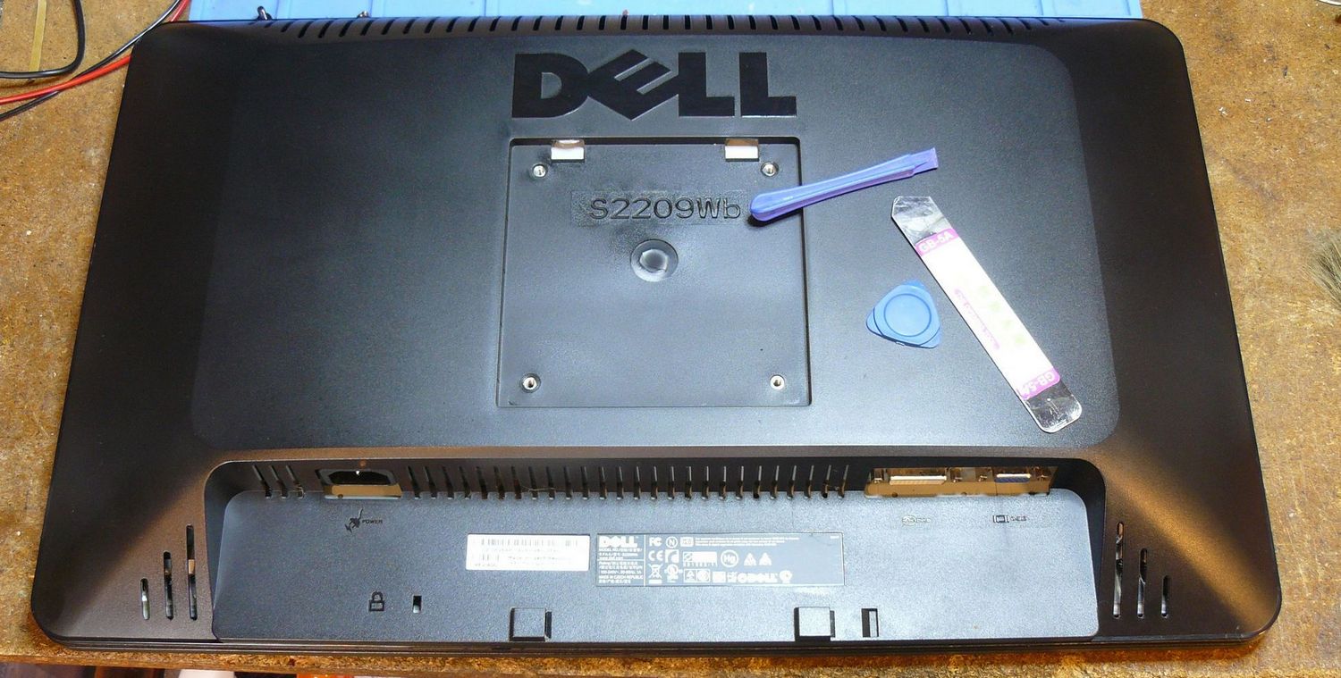 Dell S2209WB, déclipsage, outils