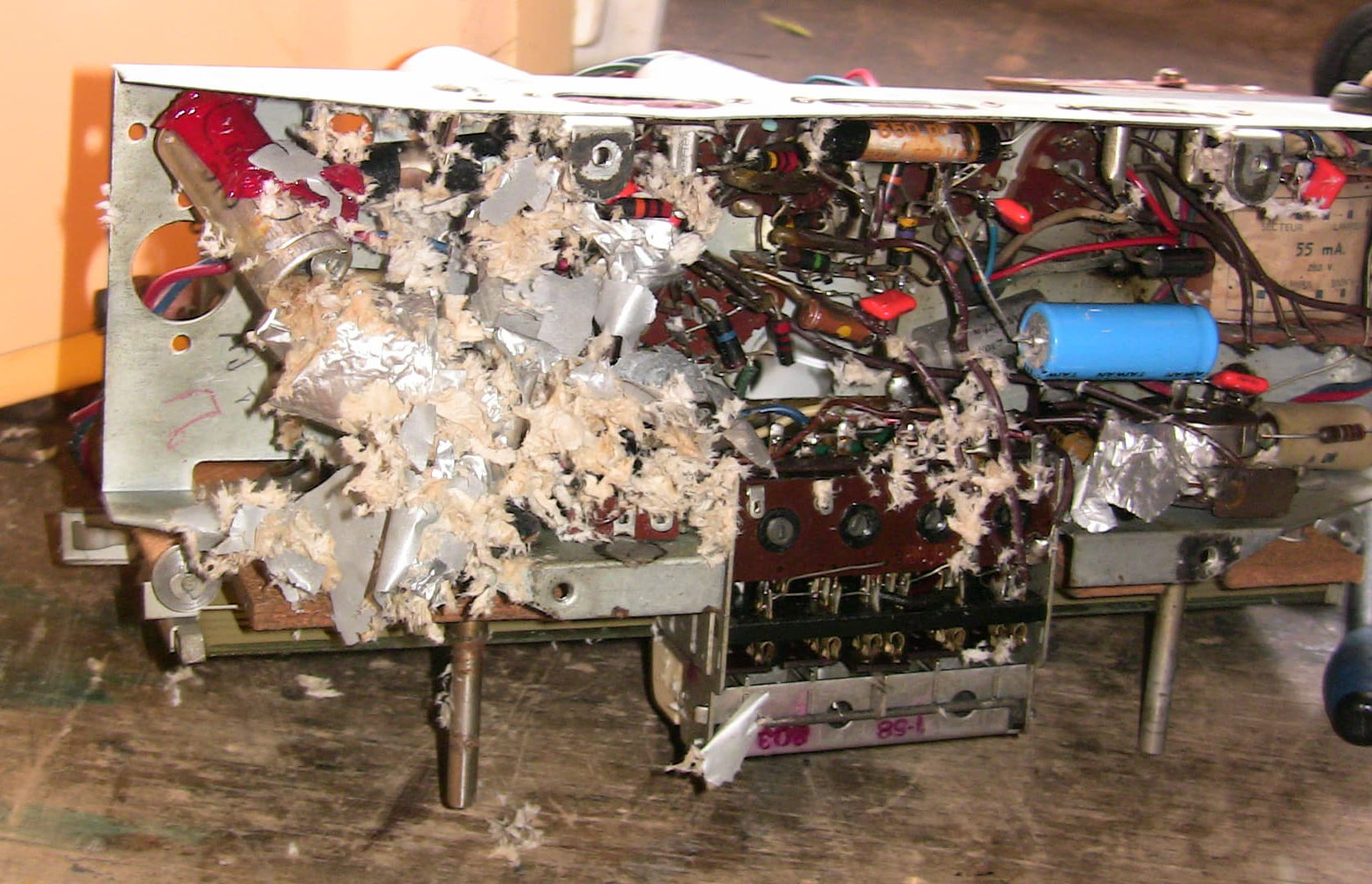 explosion d'un coondensateur