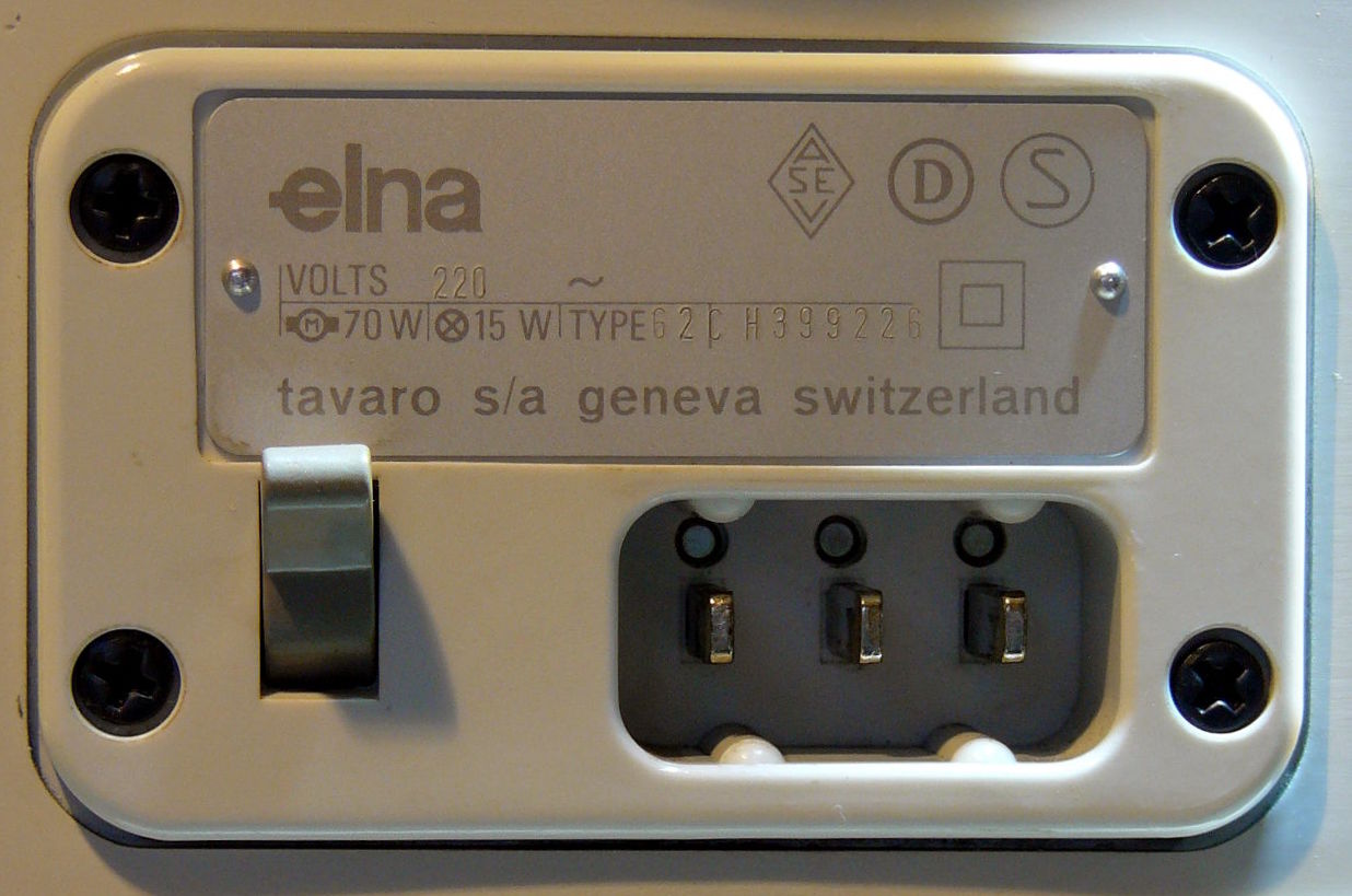 Elna 3 Supermatic, électricité