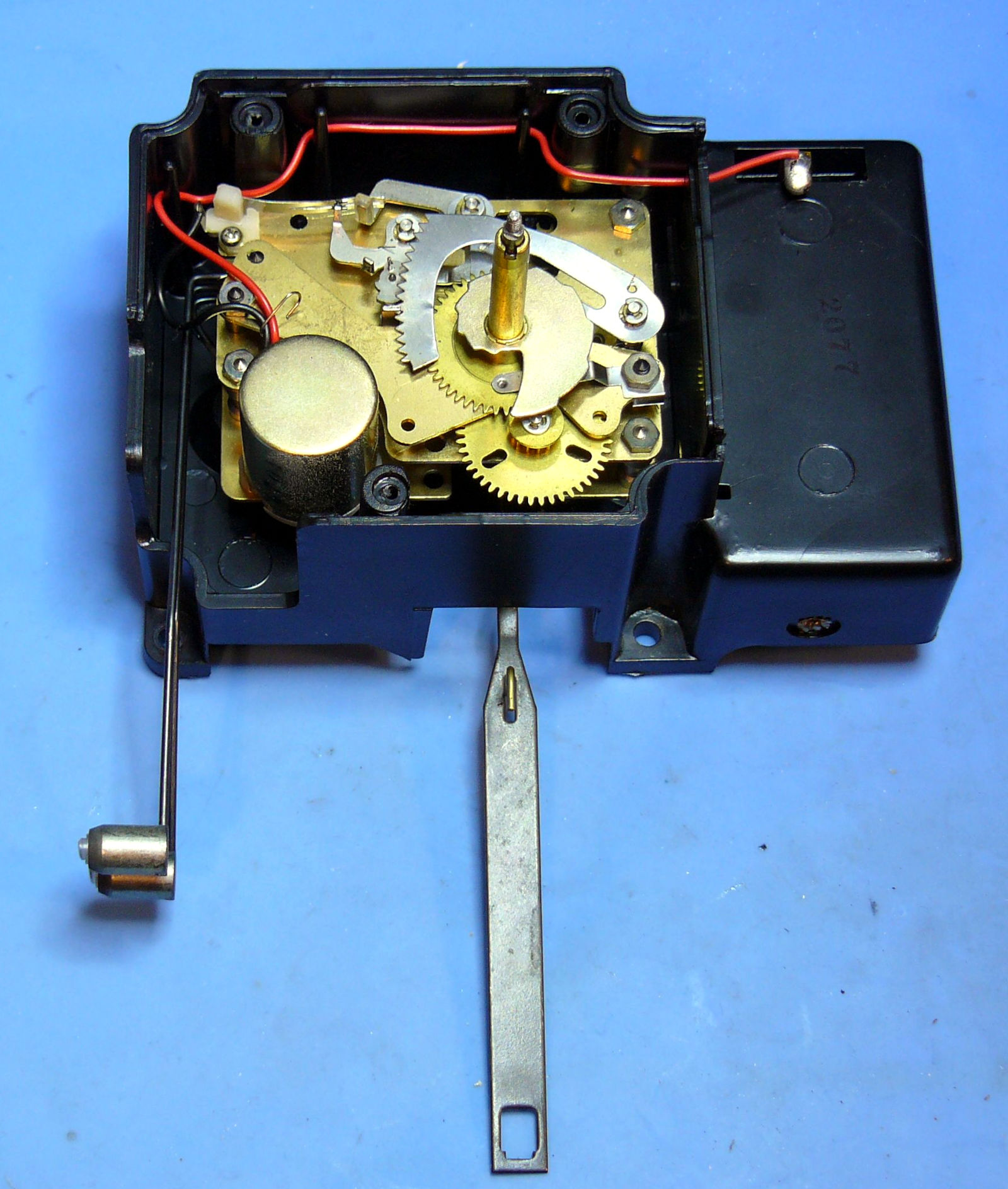 Mouvement horloge électromécanique japonais : général