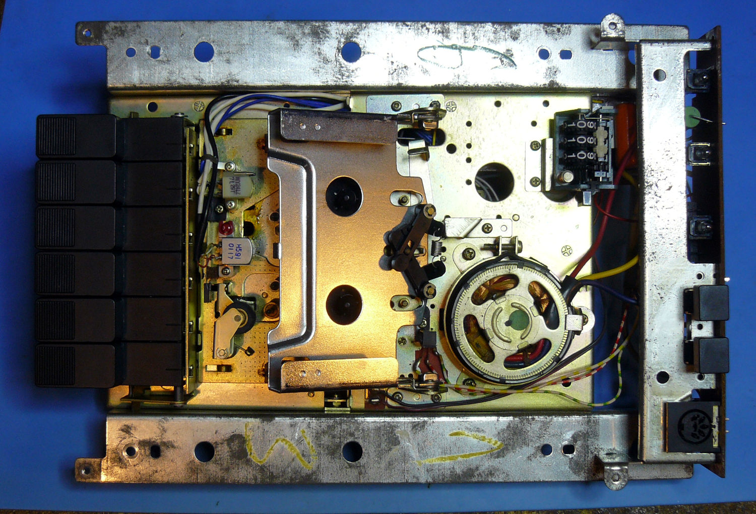 SABA Stereo Compact 963, platine PE3044, magnétophone dessus