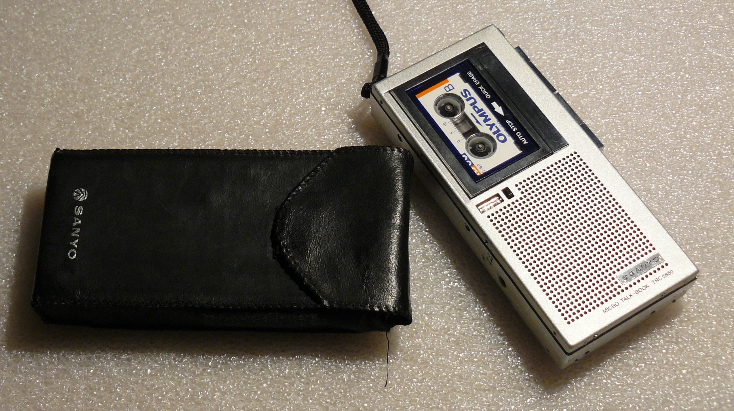 Sanyo TRC 5850 Dictaphone, pochette