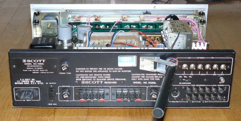 Ampli-tuner Scott R326L, face arrière