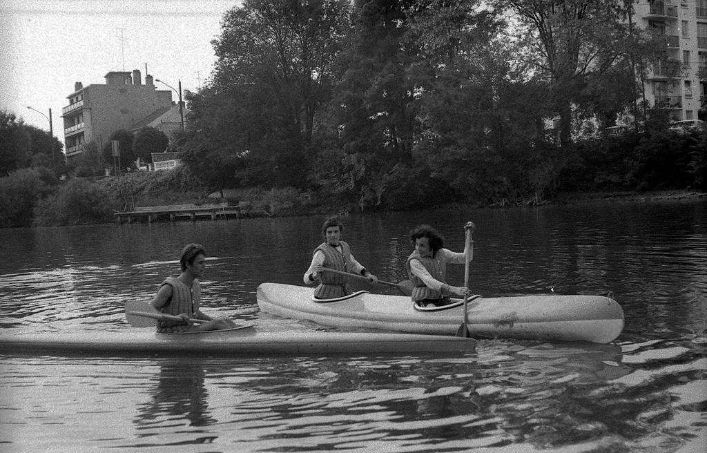 Collège des Boulereaux, Champigny, 1973, classe de sport, sortie en kayak