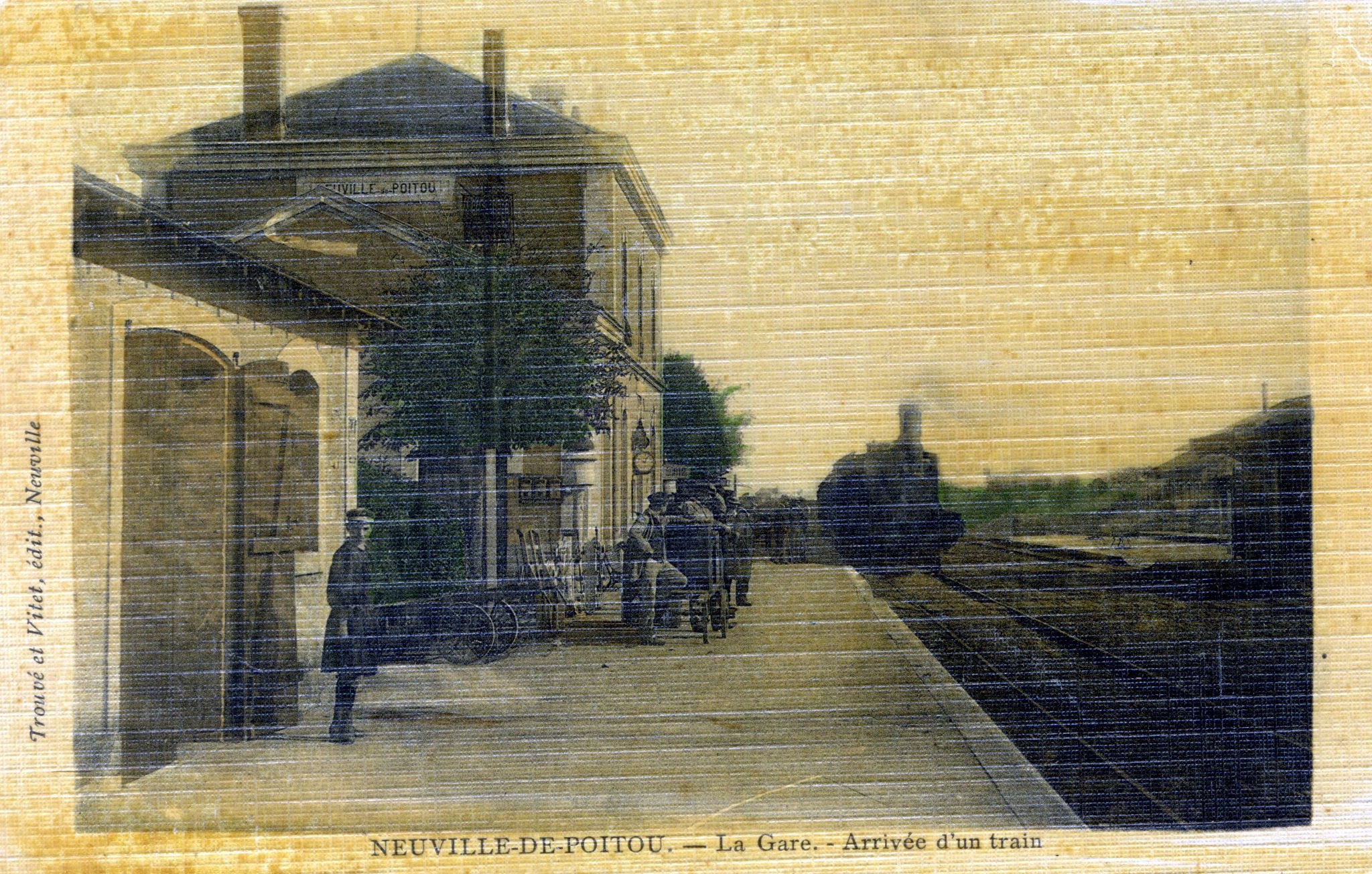 1918, Arrivée d'un train à la gare de Neuville de Poitou