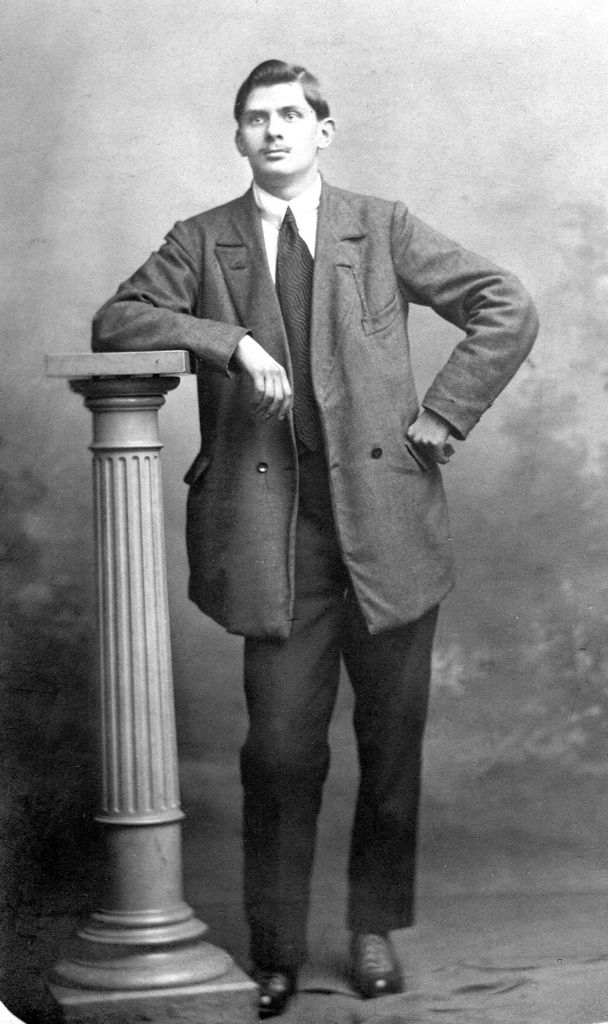 René Van den Eynde, 1915
