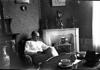 1946, René Laruelle chez lui