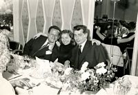 Années 1960, Maurice Chour, sa compagne de l'époque, un ami