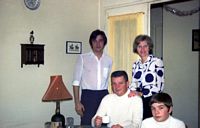1971, Didier Laude, Thérèse Laude-Laruelle, Raymond Laude et Dominique Laude à Champigny