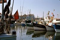 Années 1970, Bateaux de pêche  à quai à Port Joinville